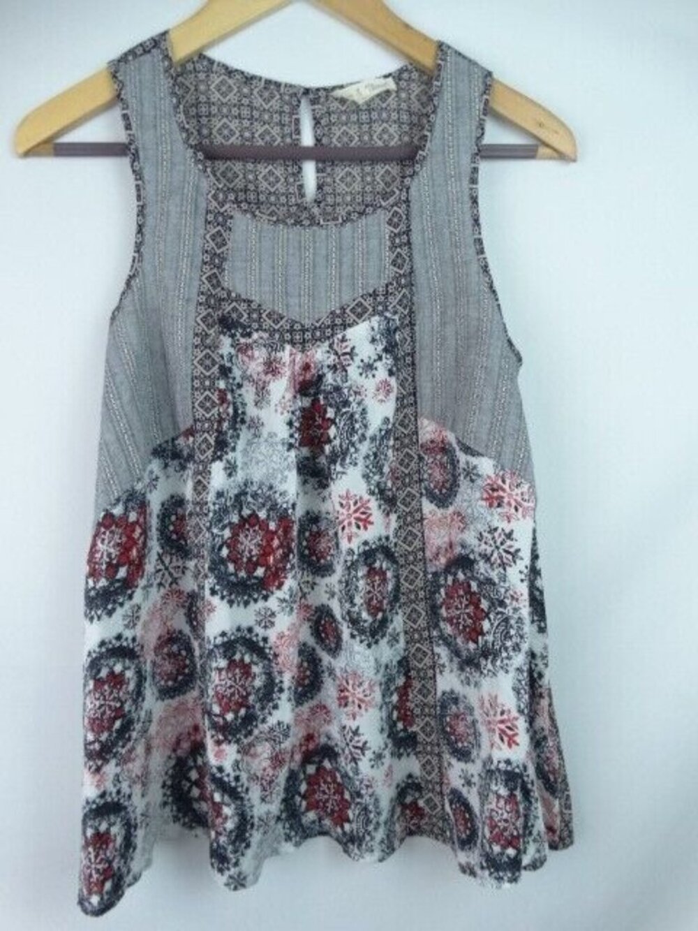 Anthropologie Hem & Thread Women's Top Size Small Sleeveless Shirt Tank Top